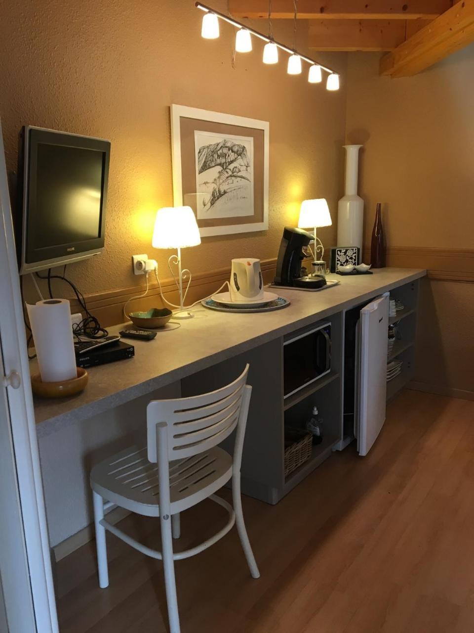 La Villa Des Pins Verrieres  外观 照片